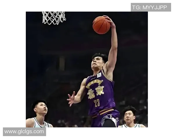 争夺陈国豪的激烈竞争五队争抢朱芳雨需果断出手与郭艾伦联手在望